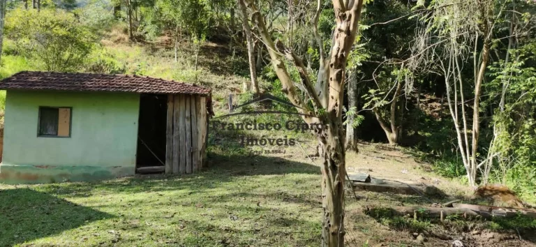 Imagem Sítio à venda no bairro Coloninha - Guaratinguetá/SP