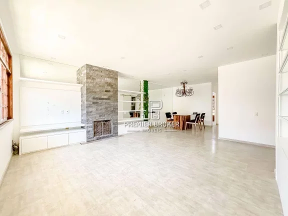 Imagem Casa à venda, 198 m² por R$ 1.190.000,00 - Alto - Teresópolis/RJ