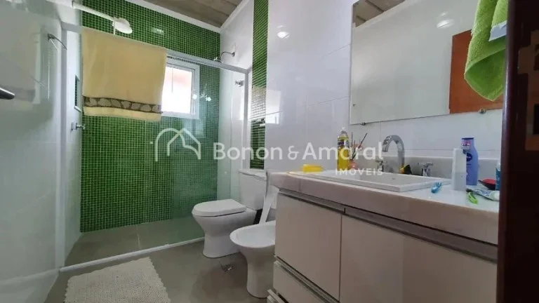 Imagem Impecável casa à venda no Condomínio Parque das Quaresmeiras, na cobiçada região do Alphaville ...