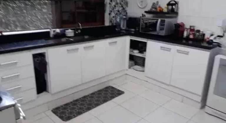 Imagem Casa de condomínio à venda em Niterói, Vila Progresso, com 4 quartos, 400m2