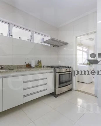 Imagem Apartamento com amplo living para 2 ambientes, aconchegante, bem arejado, lavabo, área de serviço ...