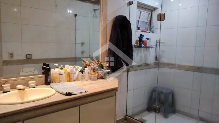Imagem Apartamento de 4 Quartos para Venda em Copacabana com 234 m²