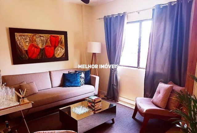 Imagem Cobertura Duplex à Venda Semi Mobiliado com 04 Dormitórios sendo 01 Suíte com Sacada, Terraço e sacada com Churrasqueira a Carvão, localizada no Centro em Balneário Camboriú - SC