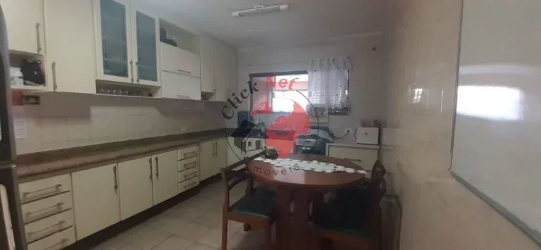 Imagem Sobrado à venda com 4 dormitórios e 3 vagas localizado no bairro dos Casa em São Bernardo do Campo