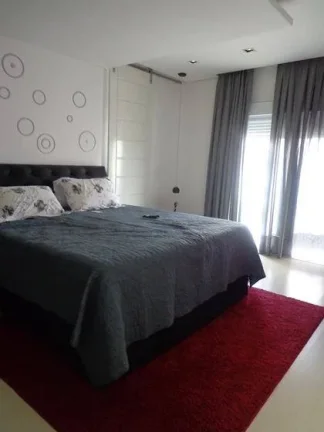 Imagem Casa à venda no Condomínio Reserva Real em Paulínia

Localização com fácil acesso pela Rodovia...