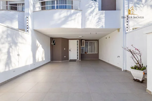 Imagem Sobrado TRIPLEX SEMIMOBILIADO com 4 quartos à venda, 186 m² por R$ 1.300.000,00 - Campina do Siqueira - Curitiba/PR