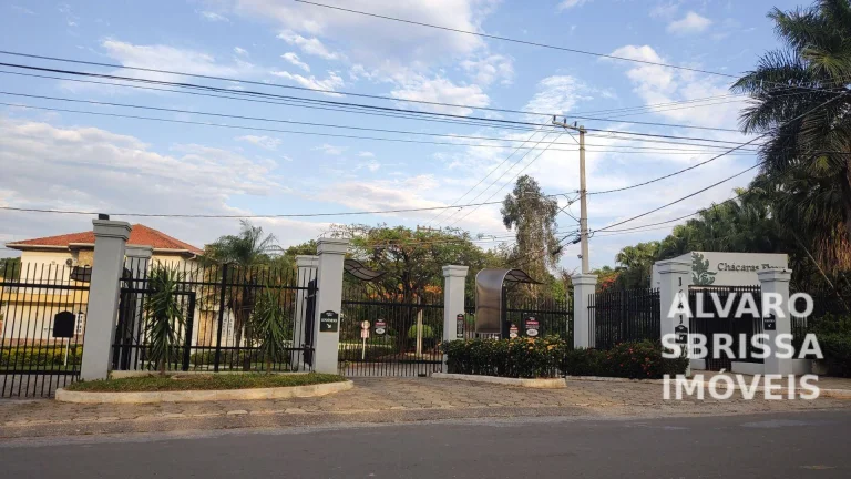 Imagem Casa Assobradada com Charme Arquitetônico em Itu/SP