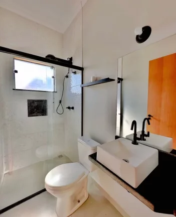 Imagem Casa à venda em Alvinópolis  3 suítes e quintal | Atibaia