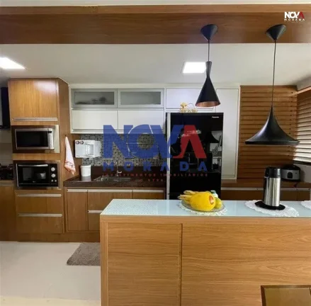 Imagem Venha Morar em Itapuã, na quadra do Mar! Apartamento com lazer privativo onde se tem uma linda vist...