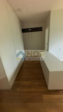 Imagem Casa 4 quatros, piscina aquecida e automação