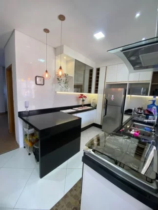 Imagem Sobrado com 2 dormitórios à venda por R$ 490.000,00 - Jardim Santa Helena - Poá/SP