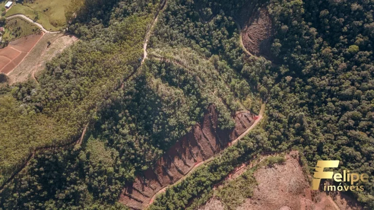 Imagem Seu refúgio perfeito espera por você nas montanhas! Lançamento!