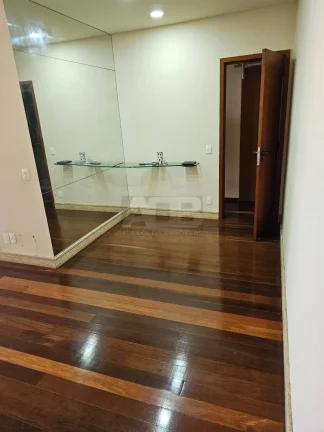 Imagem Apartamento de 3 quartos à venda em Copacabana, 104m2, 3vagas e varanda.