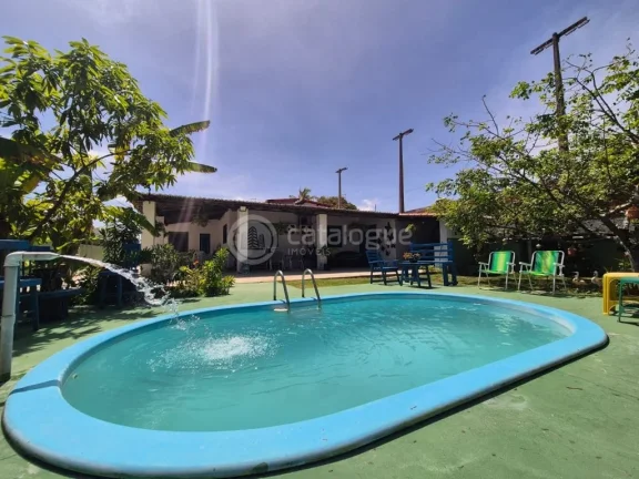 Imagem Casa com 4 Dormitórios e 2 Suítes na Praia de Muriú
