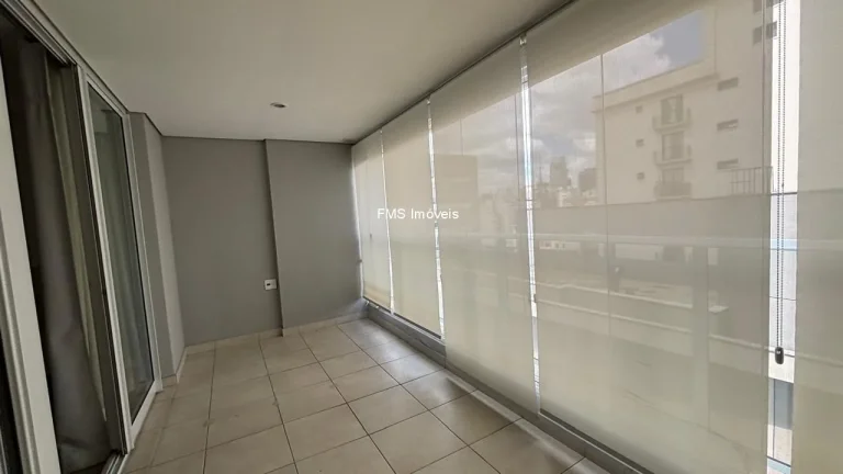 Imagem Apartamento para locação na Consolação, São Paulo-SP: 1 quarto, 1 sala, 1 banheiro, 1 vaga de garagem, 50m² de área.