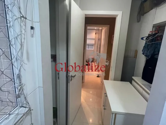 Imagem Apartamento à venda no Embaré por R$980.000,00 com 2 dormitórios (1 suíte), dependência e 2 vagas de garagem!!!