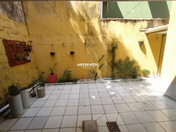 Imagem Casa com 2 vagas de carro e moto,perto estrada de Itapecerica,Vila das Belezas.