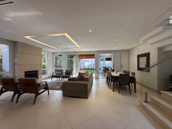 Imagem Casa à venda no Alto da Boa Vista com 4 suítes e 343 m²