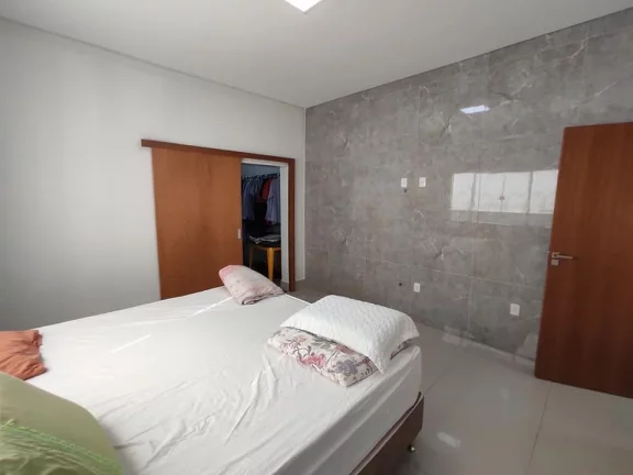 Imagem Casa De 3 Suite Sozinha No Lote Na Chacara São Pedro