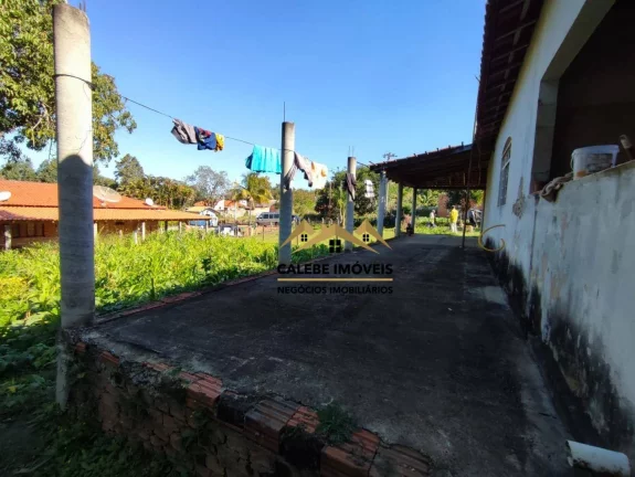 Imagem Chácara com 2 dormitórios à venda, 2611 m² por R$ 350.000,00 - Congonhal - Tatuí/SP