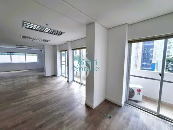 Imagem Conjunto Comercial para Alugar em Vila Olímpia - São Paulo/SP.
