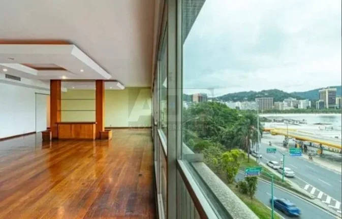 Imagem Apartamento à venda em Botafogo, 4quartos, 2 vagas e 270m2