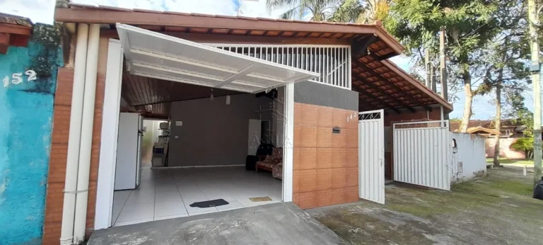 Excelente casa no Perequê-Açu 350 m da praia!