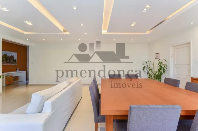 Imagem Apartamento encantador à venda em Higienópolis, com 3 quartos ( 1 suíte ) e 1 vaga, 191m²