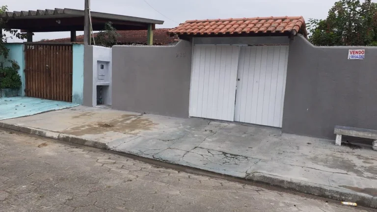 Imagem Casa para Venda em Itanhaém, Bopiranga, 3 dormitórios, 2 banheiros, 4 vagas