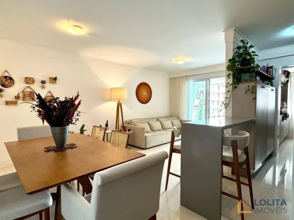 Imagem Apartamento à venda mobiliado com 2 suítes na Agronômica, Florianópolis/SC.