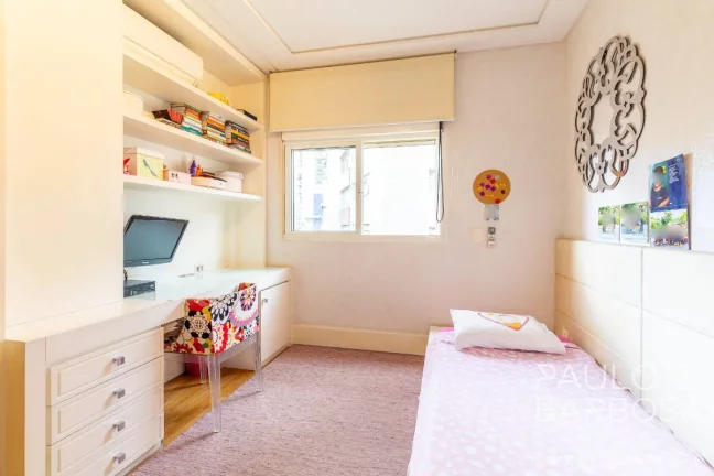 Imagem Higienópolis Venda - 3 Suítes - 3 Vagas - 210m² - Mobiliado