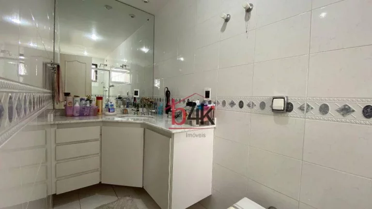Imagem Apartamento no Campo Belo à venda, Rua Barão de Jaceguai nº 1414.