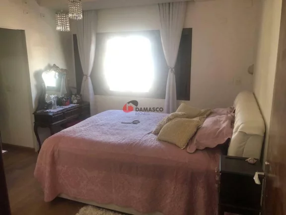 Imagem Sobrado à venda 3 Quartos, 3 Suites, 5 Vagas, 177M², Osvaldo Cruz, São Caetano do Sul - SP