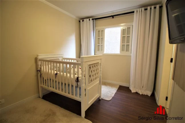 Imagem Casa com 3 Quartos à Venda, 272,00 m² VILA TELMA, Centro Campos do Jordão.