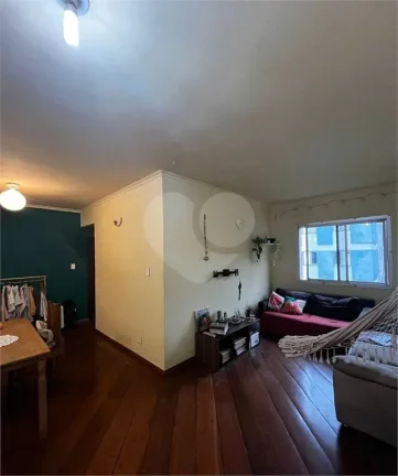 Imagem Apartamento à venda com 3 quartos no condomínio Ipê, São Paulo - SP