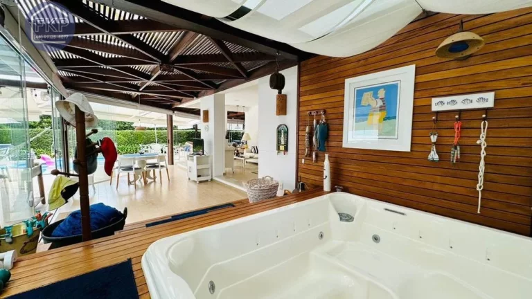 Imagem Casa Alto Padrão 4 dormitórios!