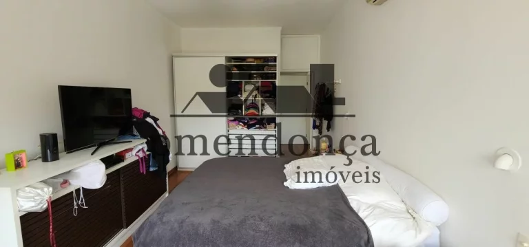 Imagem Ótimo apartamento a venda na Rua Oscar Freire com 158m², 3 quartos e 3 vagas.