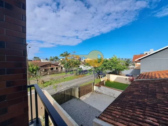 Imagem CONDOMINIO DE SOBRADOS TRÍPLEX COM 3 SUÍTES NO BALNEÁRIO IPACARAY