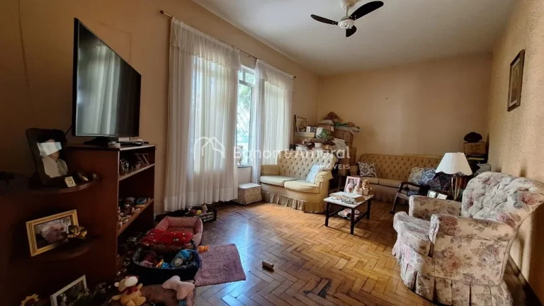 Imagem Casa a venda na Vila Itapura em Campinas!!

Imovel muito bem localizado no bairro a uma quadra da Av...