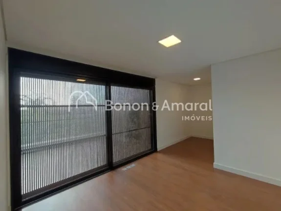 Imagem Maravilhosa casa em condomínio fechado, moderna, integrada, ampla e com vista para a reserva Alphav...