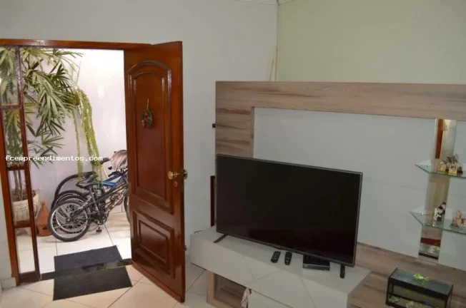 Imagem Casa para Venda em Limeira, Jardim Residencial Graminha II, 3 dormitórios, 1 suíte, 1 banheiro, 2 vagas