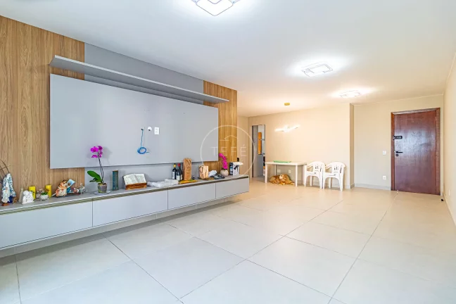 Imagem APARTAMENTO REFORMADO com 3 QUARTOS no CONDOMÍNIO GRAND PRIX - Barra Olímpica