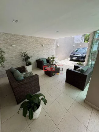 Imagem Casa com 4 dormitórios à venda, 240 m² por R$ 1.600.000 - Jardim Excelsior - Cabo Frio/RJ