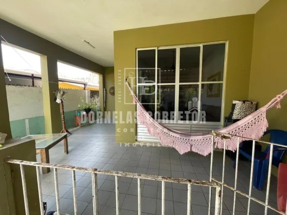 Imagem CASA AMPLA COM ÁREA GOURMET, PISCINA E CASA EXTRA