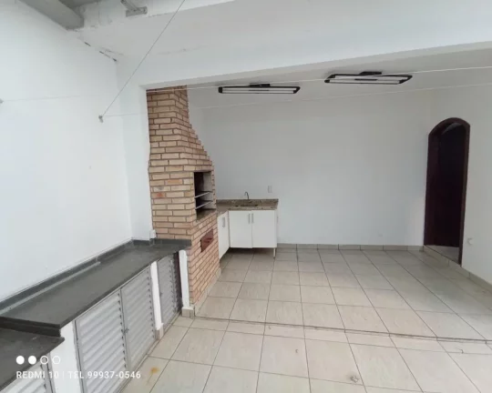 Imagem Alugo casa em condomínio 04 dor