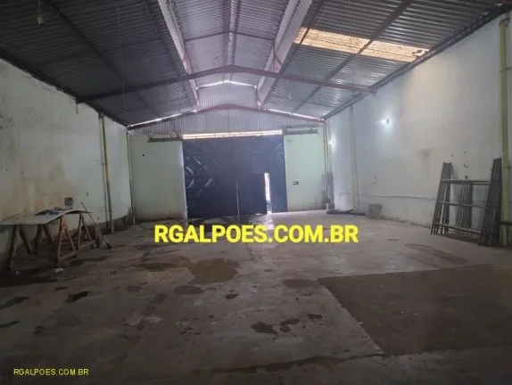 Imagem Galpão para Locação em SÃO JOÃO DE MERITI, Coelho Da Rocha, 1 banheiro