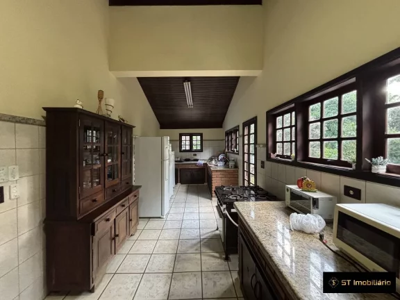 Imagem Chácara com 8.000m2 em Atibaia/SP - Condomínio Fechado! Por R$1.499.000!