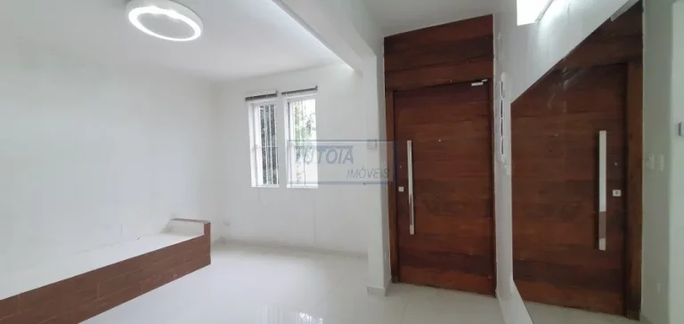 Imagem CASA COMERCIAL PARA LOCAÇÃO NA RUA TUTOIA