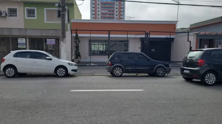 Imagem Casa com 1 dormitório à venda, 300 m² por R$ 2.000.000,00 - Jardim Santa Helena - Suzano/SP