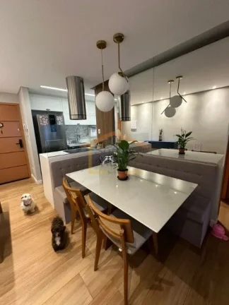 Imagem Apartamento 59m²
2 Dormitórios - sendo1 Suíte 
Todo Mobiliado 
Sala Integrada com a Varanda 
Sol ...